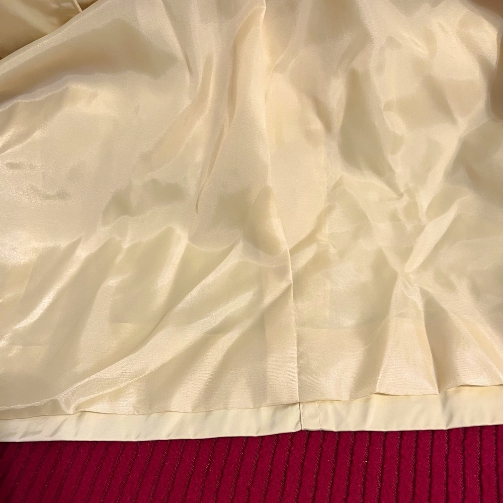 Zenergy by Chico’s Pale Yellow 1990s Utility Jacket with Elastic Waist | 16 - Picture 10 of 12